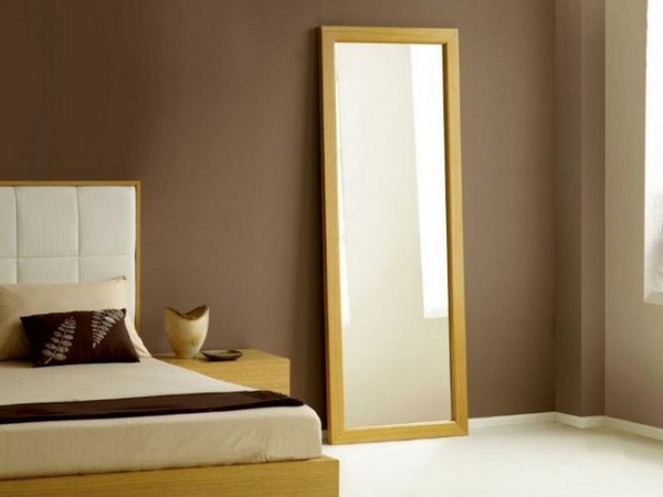 Có thể đặt gương ở vị trí tương đối tối tăm trong phòng ngủ 