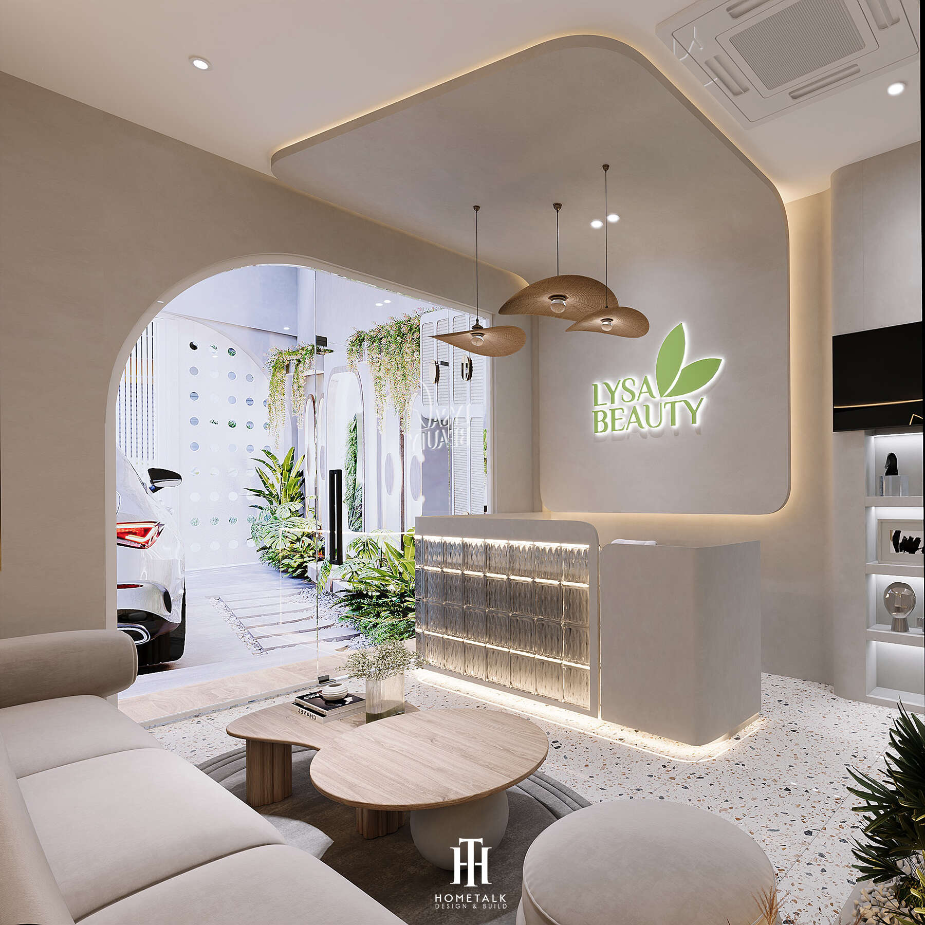 Sảnh tiếp đón spa Lysa Beauty với nội thất màu be trung tính và quầy lễ tân nổi bật