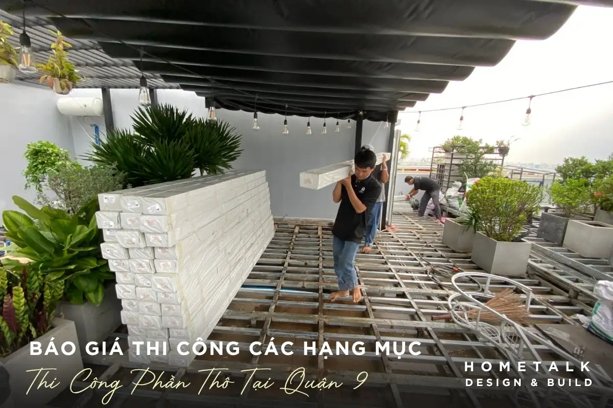 San ngoi nha pho dang trong qua trinh thi cong noi that