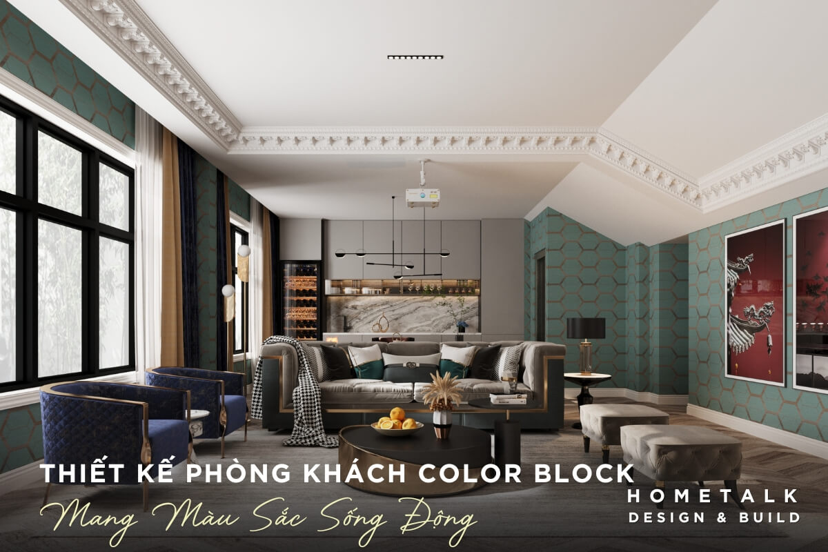Thiet ke phong khach Color Block mang mau sac song dong voi sofa chu L mau xam dam voi goi xanh reu, ban tra tron den cung hai ghe banh xanh dam va tuong hoa tiet hinh hoc xanh la